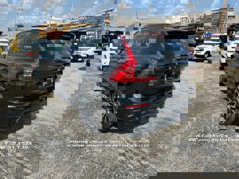 Used 2024 Volvo XC60 B5 Plus image 9