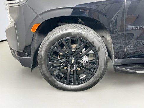 Used 2023 Chevrolet Tahoe Premier w/ Advanced Technology Package image 35