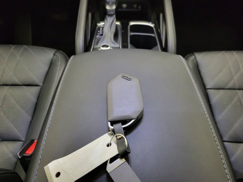 Used 2025 Kia Telluride EX X-Line image 54
