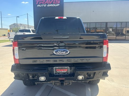 Used 2017 Ford F250 Lariat w/ Lariat Ultimate Package image 9