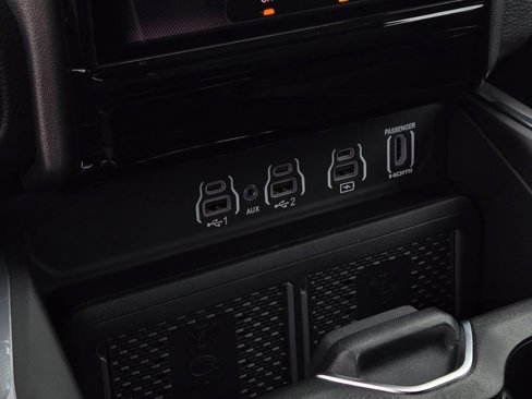 New 2026 RAM 1500 Laramie w/ Night Edition image 27
