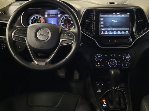 Used 2019 Jeep Cherokee Limited image 22