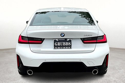 Used 2024 BMW 330i Sedan image 6