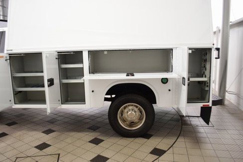 Used 2024 Ford F350 XLT w/ XLT Value Package image 28