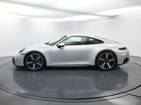 Certified 2025 Porsche 911 Carrera image 2