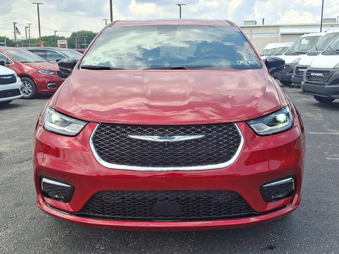 New 2025 Chrysler Pacifica Select image 3
