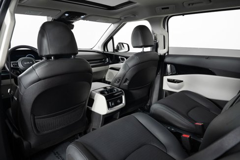 Used 2024 Kia Carnival SX Prestige image 20