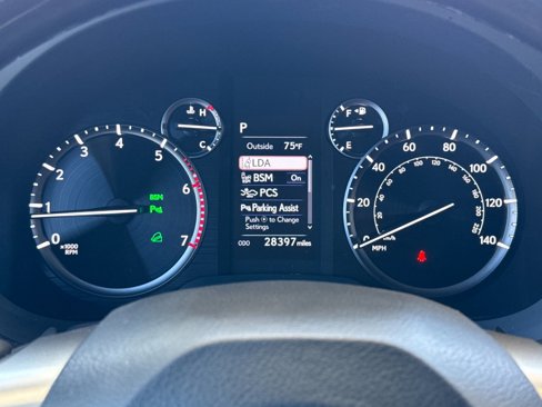 Used 2023 Lexus GX 460 Premium image 25