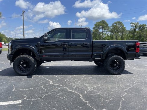 New 2025 Ford F250 XLT w/ Black Appearance Package image 6
