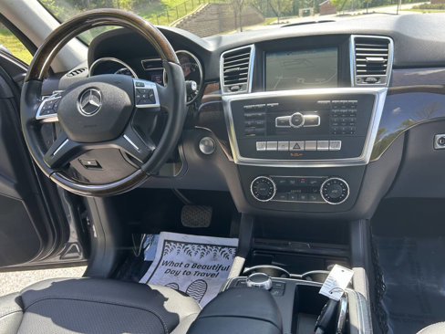 Used 2015 Mercedes-Benz ML 350 2WD image 27