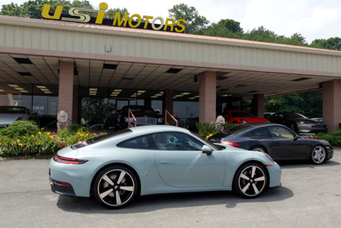 Used 2025 Porsche 911 Carrera image 2