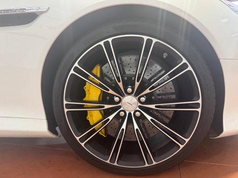 Used 2015 Aston Martin DB9 Coupe image 14
