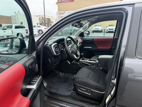 Used 2023 Toyota Tacoma SR5 image 9