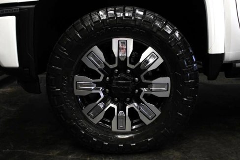 Used 2024 GMC Sierra 2500 Denali w/ Denali Reserve Package image 18