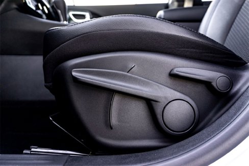 New 2026 Jeep Compass Latitude image 9