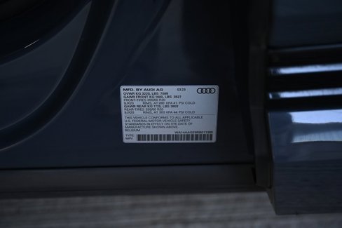 Used 2024 Audi Q8 e-tron Premium image 44