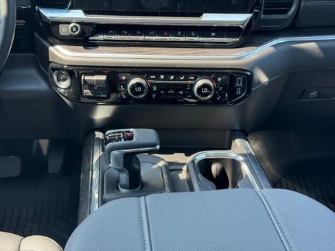 New 2026 Chevrolet Silverado 1500 LTZ image 9