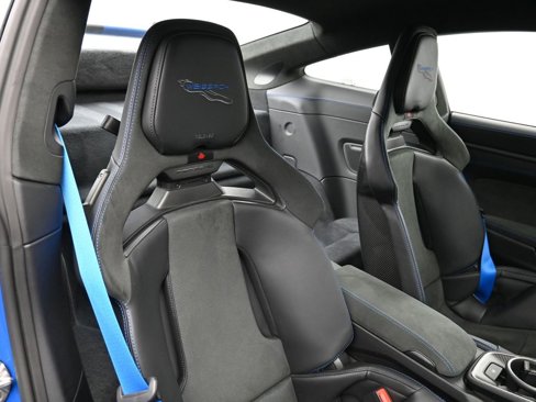 Used 2025 Porsche 911 GT3 image 11