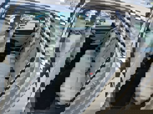 Used 2019 Honda Accord LX image 13
