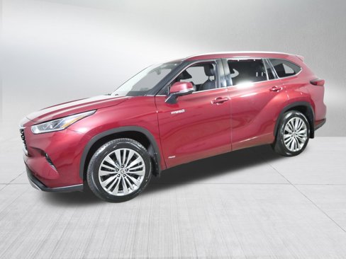 Used 2020 Toyota Highlander Limited image 3