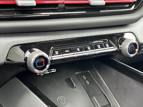 New 2025 Chevrolet Silverado EV RST image 24