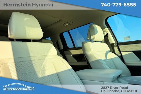 Used 2025 Hyundai Santa Fe Calligraphy image 29