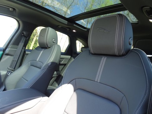 New 2026 Jaguar F-PACE R-Dynamic S image 17