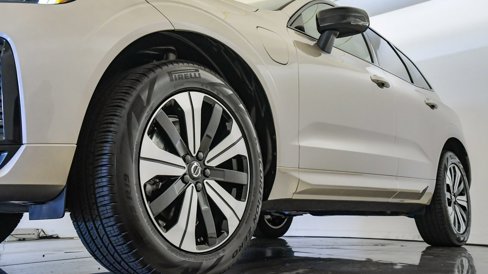 Used 2025 Volvo XC60 T8 Core w/ Protection Package Premier image 10