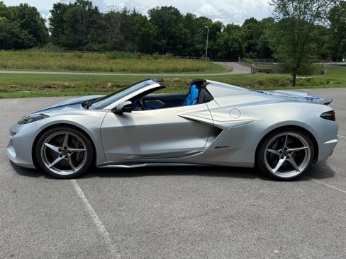 Used 2024 Chevrolet Corvette E-Ray image 8
