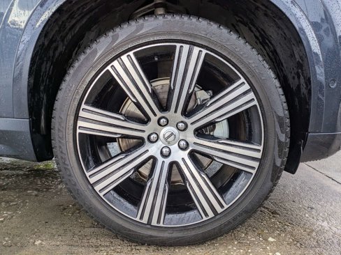 Used 2023 Volvo XC90 B6 Ultimate w/ Protection Package Premier image 11