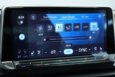 New 2025 Volkswagen Atlas SEL Premium R-Line image 17