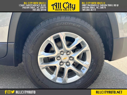 Used 2018 Chevrolet Traverse LT image 24