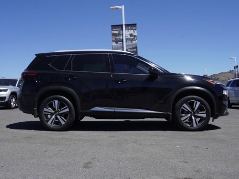 Used 2023 Nissan Rogue SL w/ SL Premium Package image 3