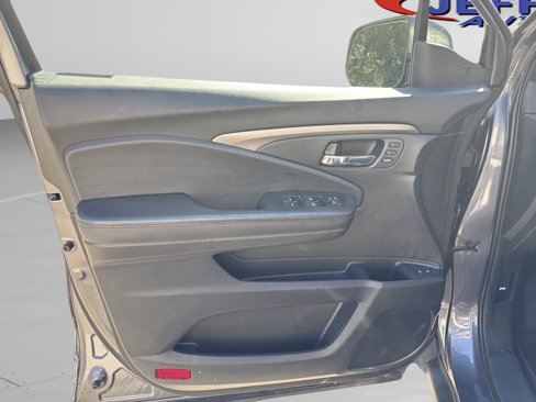Used 2022 Honda Pilot Special Edition image 17