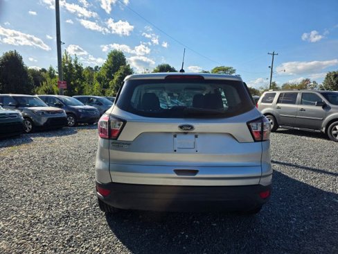 Used 2018 Ford Escape S image 6