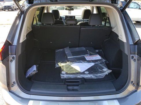New 2026 Nissan Rogue Platinum image 17