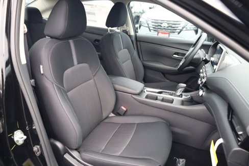 New 2025 Nissan Sentra SV w/ Trunk Package image 24