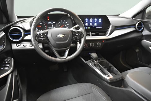 Used 2024 Chevrolet Trax LS w/ LS Convenience Package image 30