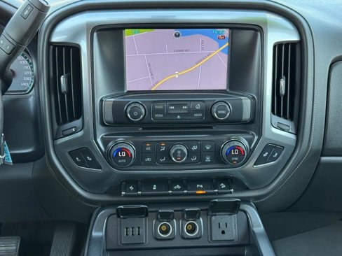 Used 2015 Chevrolet Silverado 1500 LTZ Z71 w/ LTZ Plus Package image 8