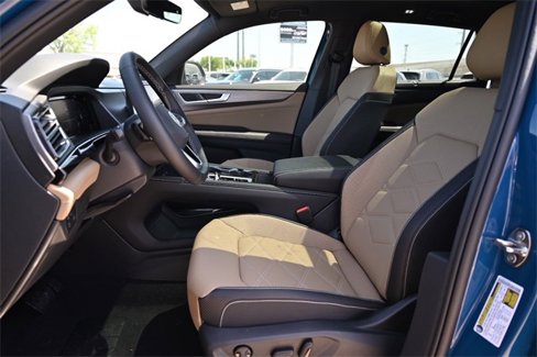 New 2025 Volkswagen Atlas Cross Sport SE image 19