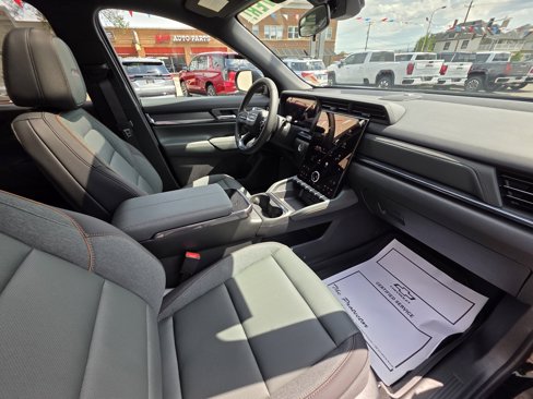 New 2026 GMC Terrain AT4 w/ LPO, Floor Liner Package image 23