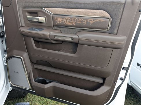 New 2026 RAM 2500 Limited image 32