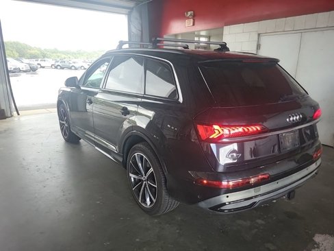 Used 2020 Audi Q7 3.0T Premium Plus w/ Premium Plus Package image 2