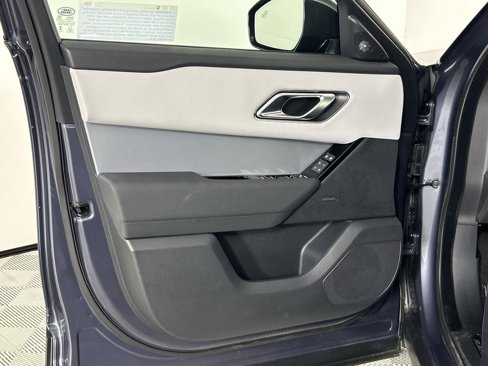 Certified 2025 Land Rover Range Rover Velar S image 21