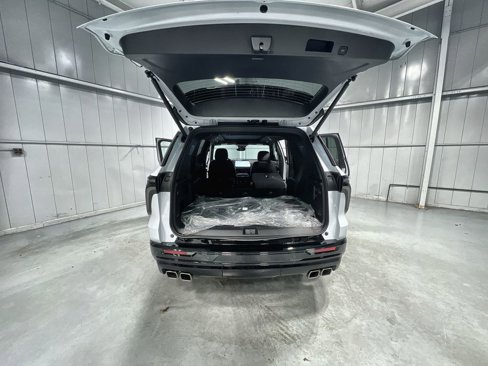 New 2026 Chevrolet Traverse RS w/ LPO, Floor Liner Package image 22