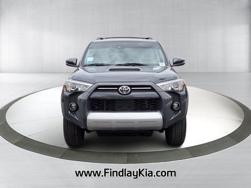 Used 2024 Toyota 4Runner TRD Off-Road Premium image 2