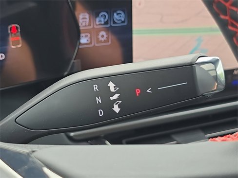 New 2025 Chevrolet Equinox EV RS image 16
