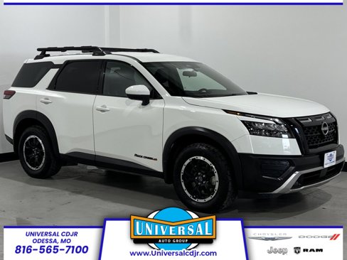 Used 2023 Nissan Pathfinder Rock Creek image 1