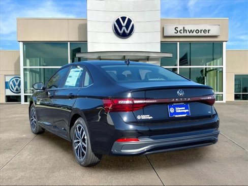 New 2026 Volkswagen Jetta SE image 2