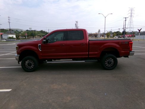 Used 2019 Ford F250 Lariat w/ Lariat Value Package image 1